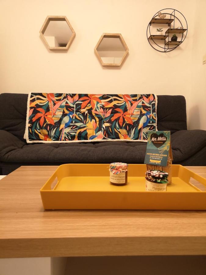 Superbe appartement à 5min de la plage 2min du CHU Saint Pierre Exterior foto