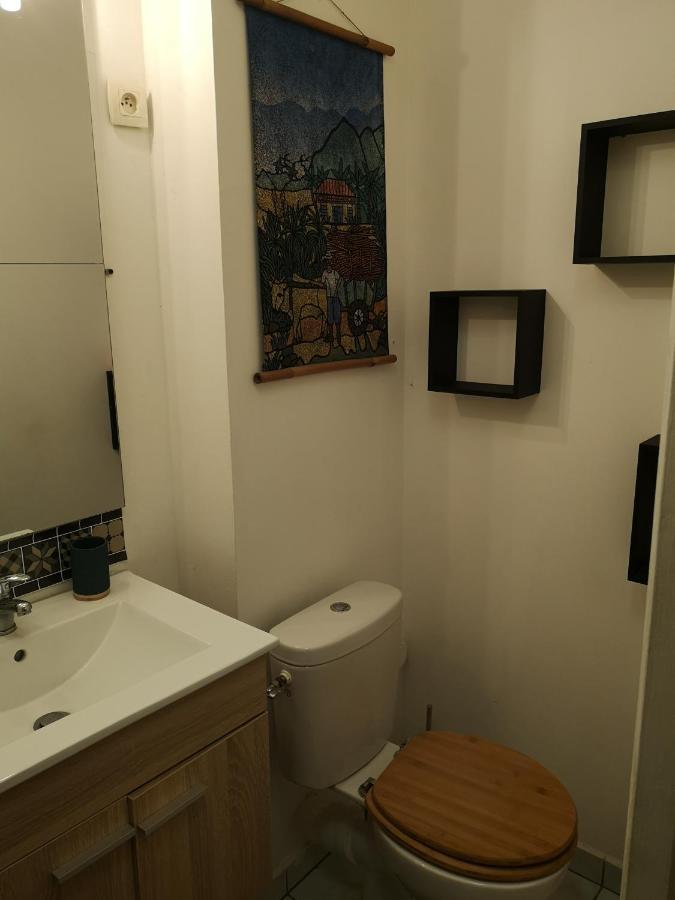 Superbe appartement à 5min de la plage 2min du CHU Saint Pierre Exterior foto